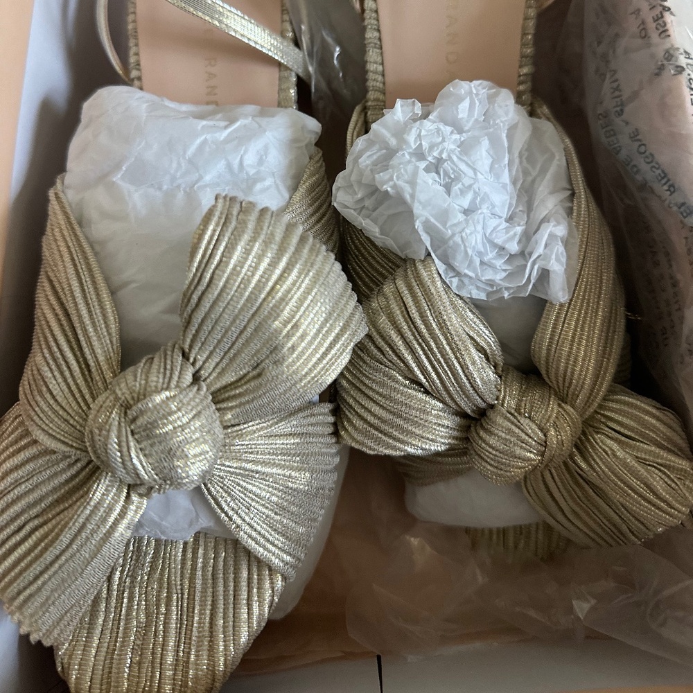 Loeffler Randal Bow Platinum Heel